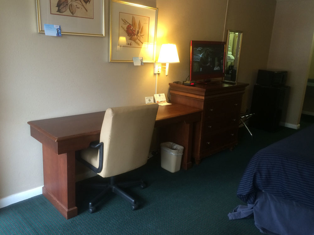 Hotel Express Anniston/Oxford 外观 照片